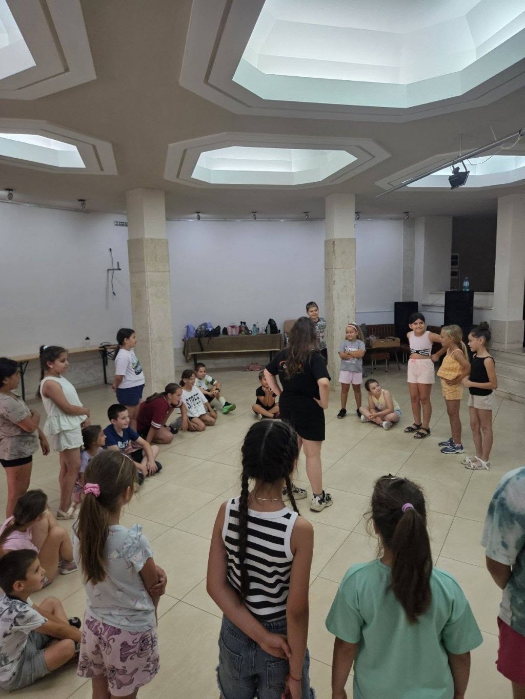 Въпреки голямата жега, в читалището кипи живот! 4